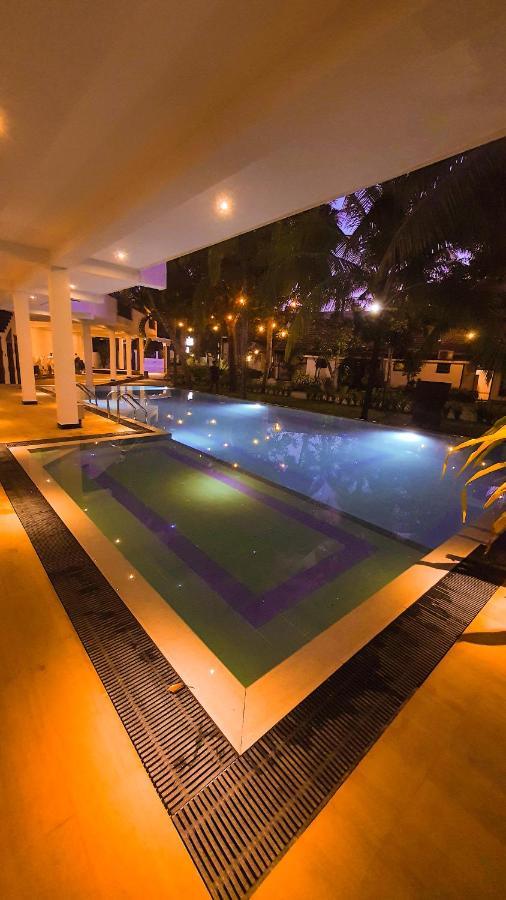 Tamarind Moon Hostel Dickwella Exterior photo
