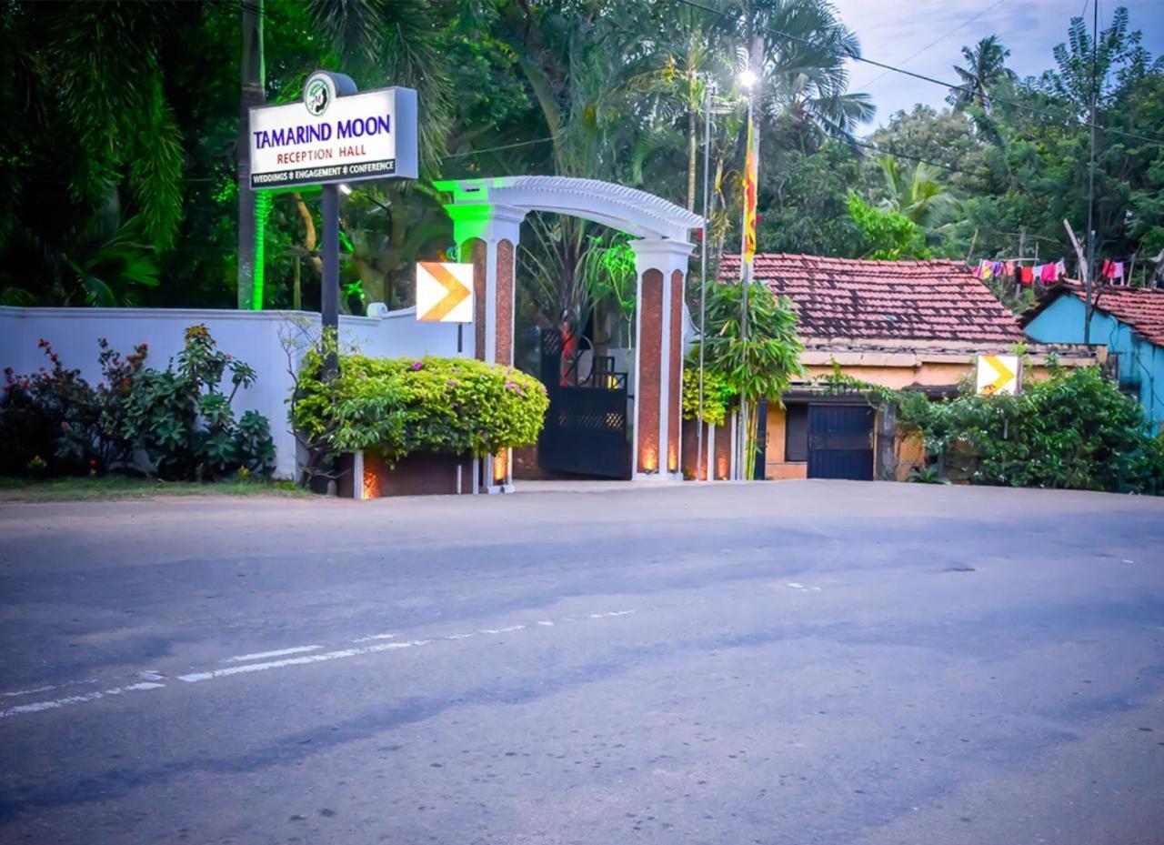 Tamarind Moon Hostel Dickwella Exterior photo